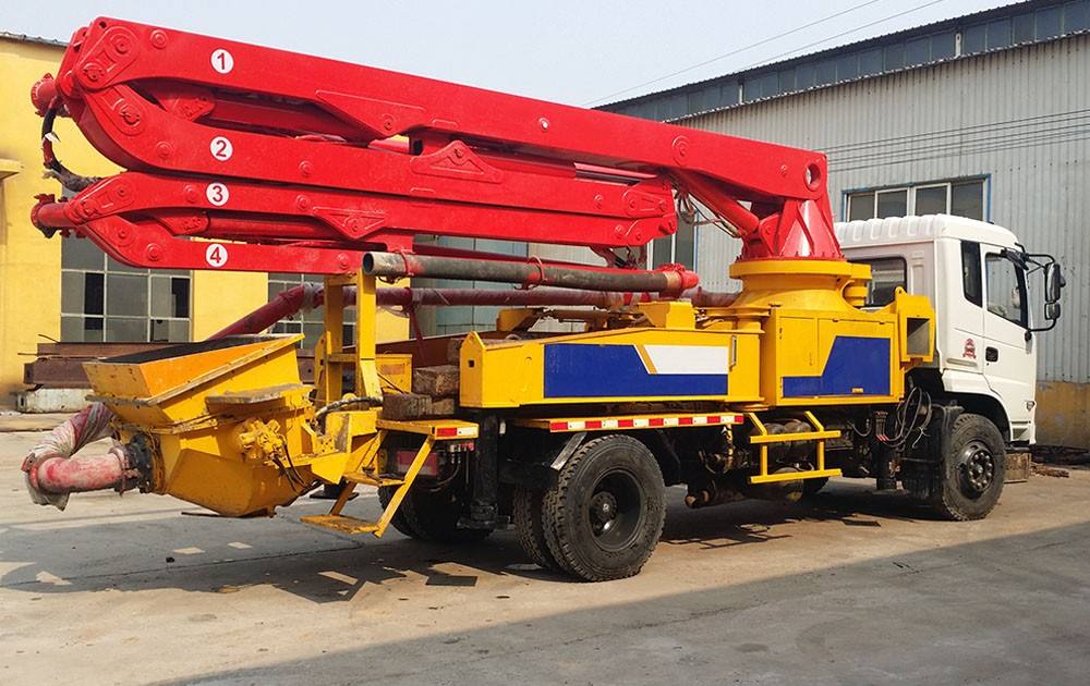 Concrete Boom Pump Truck