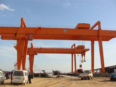 China Double Girder Gantry Crane