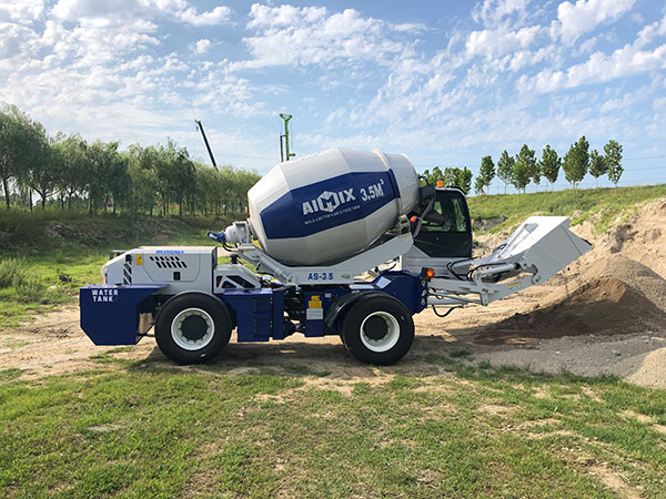 Self Loading Concrete Mixers For Sale