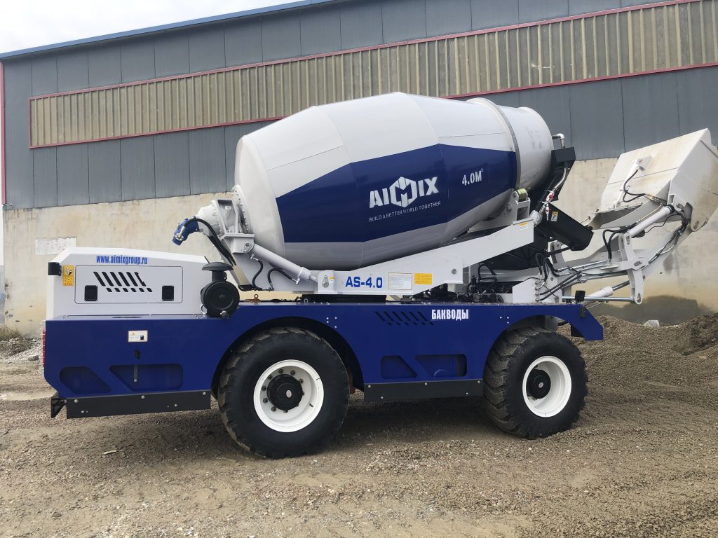 self loading concrete mixer