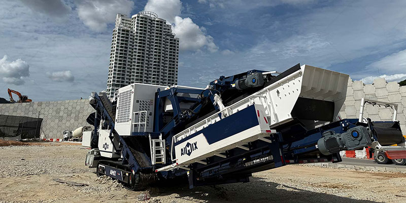 mobile crushing machine